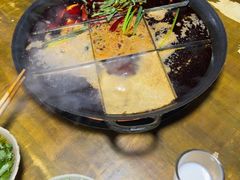 -正南齊北重庆老火锅(光华村直营店)