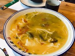 -临界音乐酒馆·小龙虾·江湖菜(华熙LIVE·鱼洞店)