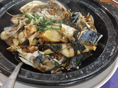砂锅焗鱼头-温汤大酒店餐厅