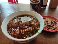 -矮子粉店1985·长沙米粉(湘春路店)