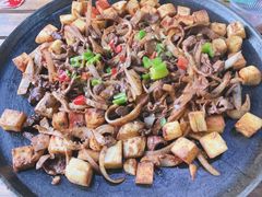 -老周炒拨拉(甘州总店)
