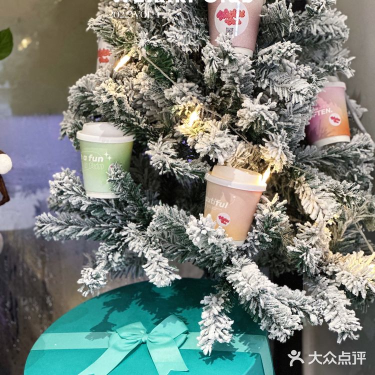 顺德的咖啡厅也太浪漫了🎄谁能不爱这圣诞氛围呢