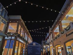 -王府井奥莱临潼小镇(临潼店)