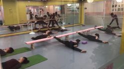 点击看大图 -单色舞蹈
