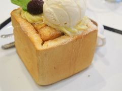 -Dazzling Cafe 蜜糖吐司专卖店