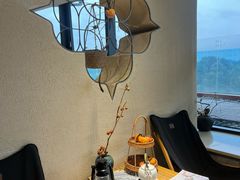 -如意山房柿子树下餐厅