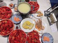 -金马门国际美食百汇(珞喻路店)