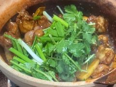 -八府香鸭·啫啫煲(华山路店)