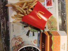 -麦当劳(南京路2店)