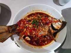 香煎鲫鱼-费大厨辣椒炒肉(黄兴中心广场店)