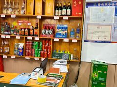 -湖南人家湘菜馆(镇江路店)