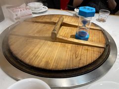 -鲁员外地锅鸡地锅鱼(古墩路店)