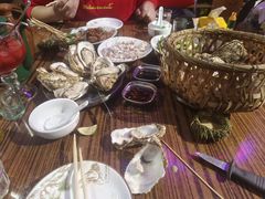 -蚝堡海鲜·威海菜·海肠捞饭·烧烤·亚洲吃蚝公司(幸福门店)