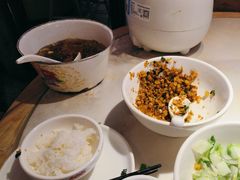 -味上湘菜馆(阿波罗店)