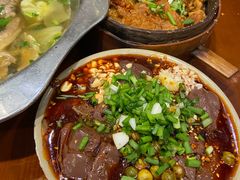 -谢老五跷脚牛肉·非遗传承店