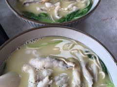 -明呈黄鱼面馆(斜土路店)