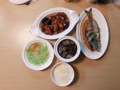 -喜喜·全套房月子会所(罗宾森广场店)