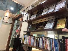 -蒙恩齿科(福田金中環店)