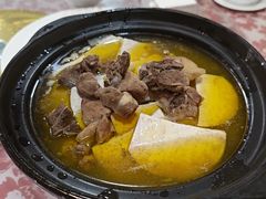 -土砂锅生态山庄·非遗砂锅雅鱼