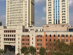 -上海市惠民中学