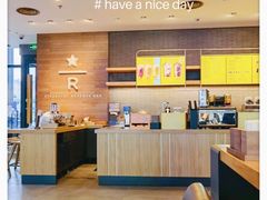 -星巴克臻选(济南万达店)