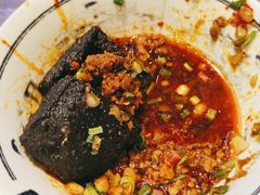 -黑白电视长沙小吃(美林M·LIVE天地东座店)