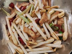 -梁家大院•农家菜(昆山会展中心店)