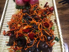 虫草花炒木耳-吉祥圣雪藏餐
