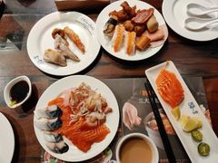 -四海一家自助餐(益田假日广场店)