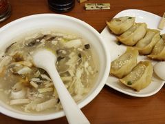 -小姜锅贴(凤凰街店)