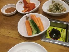 -喇喇排骨火锅·传统韩式脊骨汤(望京西园总店)