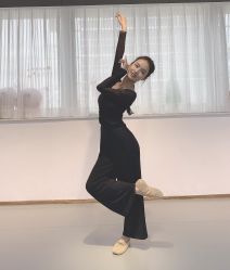 -深舞形体民族舞蹈工作室