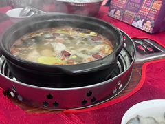 -花苑美食横琴生蚝火锅(拱北粤华路店)