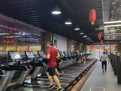 -健龙森俱乐部·游泳·健身·羽毛球综合体育馆