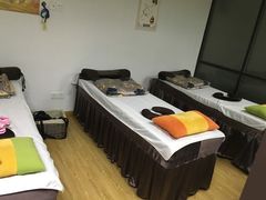 -龙脊堂龙氏推拿 整脊(陆家浜店)