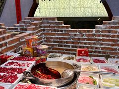 -来龍儿鲜切牛肉自助老火锅
