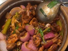 -胡须佬鸡煲四季火锅店(石厦西村直营店)