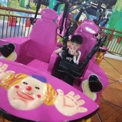 -维佳童话镇演出现场(徐东店)