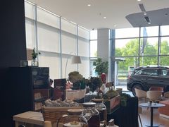 -奔驰上海利星(七宝店)