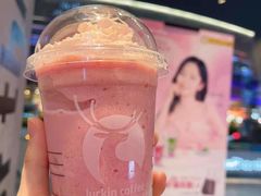 -瑞幸咖啡(外滩SOHO店)