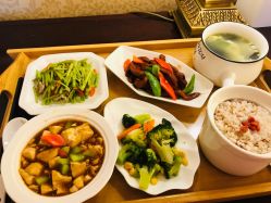 -大美母婴月子中心