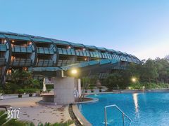 -上海滴水湖皇冠假日酒店