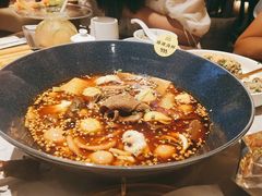 -渔语鱼新川菜Bistro(万象天地店)