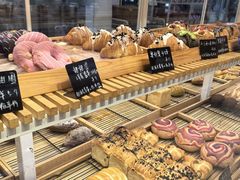-焙丽拾光(麦凯乐直营店)
