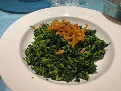 -侬佳蒸菜馆(听潮店)
