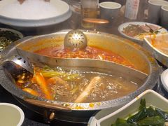 -井格重庆火锅(西直门凯德Mall店)