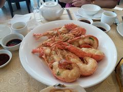 上湯焗龍蝦-广东名门