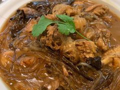 小鸡炖蘑菇-上关雪東北菜(中房金谊店)