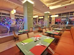 一楼餐厅-上海浦东假日酒店
