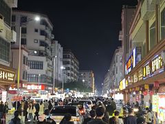 -汕尾巴黎半岛酒店